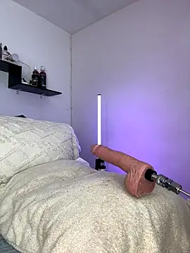 darkdesire 01 online show from October 9, 2025, 3:40 am