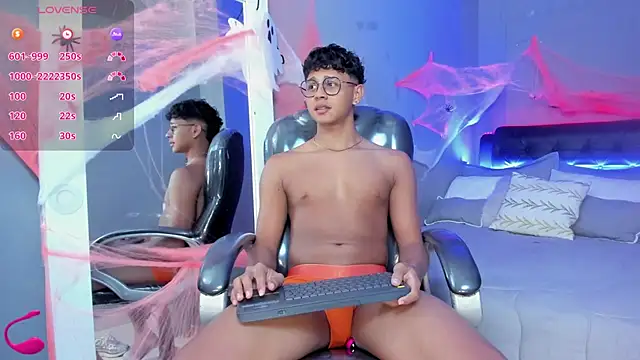 Dawn16  online show from October 25, 2025, 9:15 pm