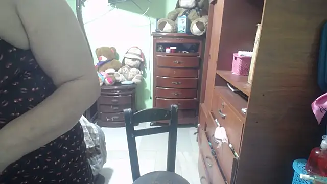 jazmin mature  online show from October 13, 2025, 12:07 pm