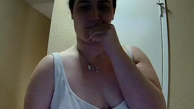 StonerPrincessGenie online show from February 3, 2025, 2:55 pm