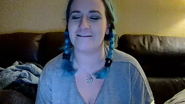 StonerPrincessGenie online show from February 4, 2025, 1:56 am