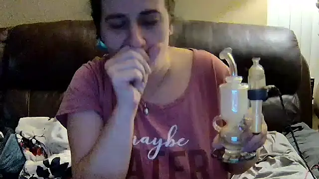 StonerPrincessGenie online show from February 16, 2025, 1:49 pm