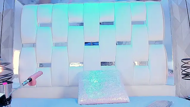 BriannaRoses online show from October 24, 2025, 9:47 pm