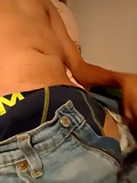 boyvergon online show from November 25, 2025, 5:57 pm