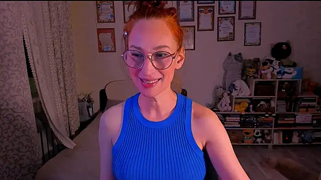 red rocco online show from March 12, 2025, 4:24 pm