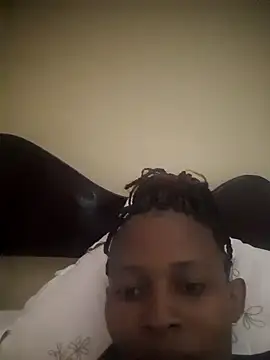 hungrydog18 online show from September 28, 2025, 8:38 pm