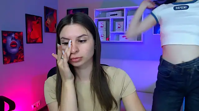 flora ri online show from September 28, 2025, 9:16 am