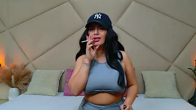 ChloeFrost online show from October 25, 2025, 5:17 am