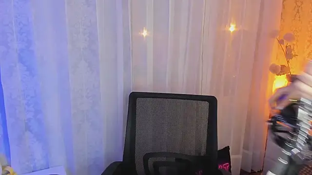 JeanneSabatier online show from October 21, 2025, 7:46 pm