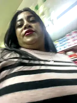 Miia Jazmin online show from September 14, 2025, 3:12 pm