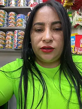 Snapshot of Miia_Jazmin chatting on June 2, 2026, 9:04 pm Miia Jazmin online show from June 2, 2026, 9:04 pm