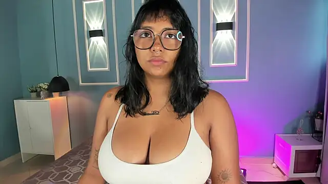 isabella zc online show from July 24, 2026, 11:50 am