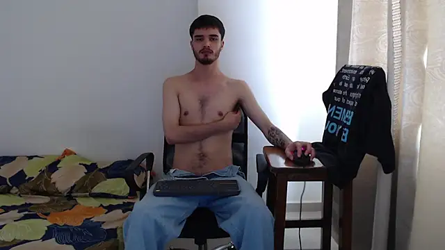 Aleex Miller online show from October 20, 2025, 8:09 pm