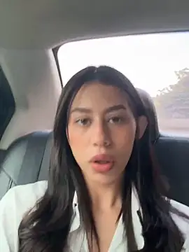 hannah brady online show from March 3, 2025, 3:00 pm