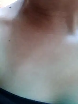 Snapshot of Zoe_Sweett18 chatting on February 27, 2025, 7:37 pm Zoe Sweett18 online show from February 27, 2025, 7:37 pm