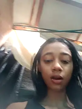 Snapshot of Zoe_Sweett18 chatting on March 6, 2025, 12:30 pm Zoe Sweett18 online show from March 6, 2025, 12:30 pm