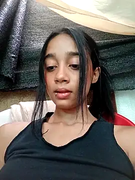 Snapshot of Zoe_Sweett18 chatting on March 21, 2025, 7:46 pm Zoe Sweett18 online show from March 21, 2025, 7:46 pm