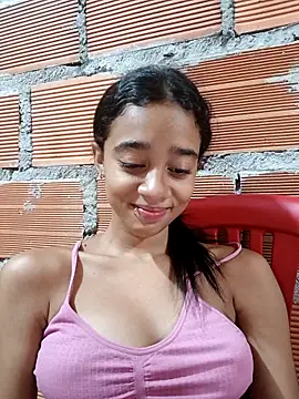 Snapshot of Zoe_Sweett18 chatting on October 29, 2025, 12:59 pm Zoe Sweett18 online show from October 29, 2025, 12:59 pm