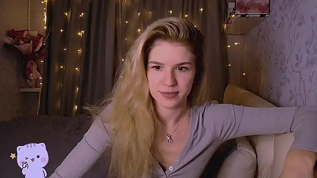 Melissa smith  online show from October 16, 2025, 9:23 pm