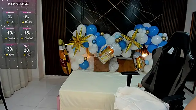 Snapshot of Lolly_18 chatting on October 14, 2025, 3:12 pm Lolly 18 online show from October 14, 2025, 3:12 pm