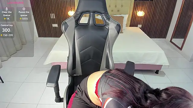 Lolly 18 online show from March 4, 2026, 8:16 pm