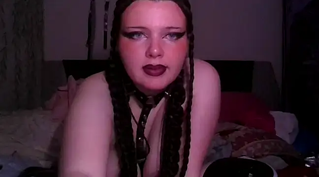 VenusandIppy online show from March 4, 2025, 1:23 am