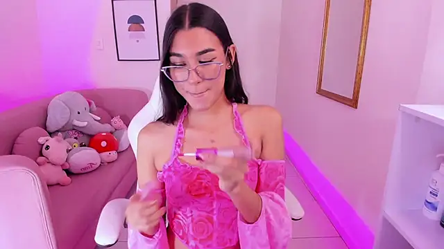 Dana Paula online show from March 22, 2025, 3:09 pm