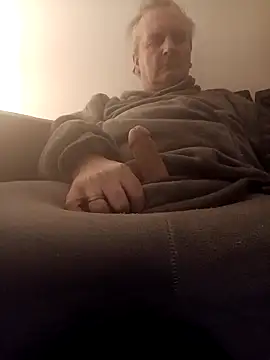 Paolo7619 online show from February 7, 2025, 1:15 am