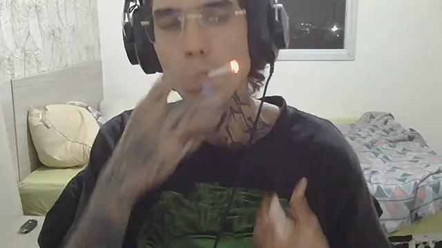 Snapshot of smokingink chatting on July 1, 2026, 8:58 am smokingink online show from July 1, 2026, 8:58 am