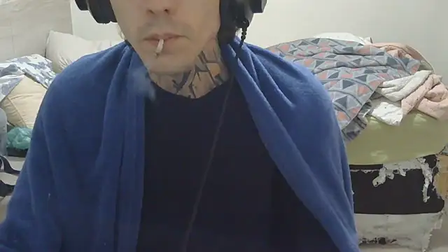 Snapshot of smokingink chatting on July 5, 2026, 4:19 am smokingink online show from July 5, 2026, 4:19 am