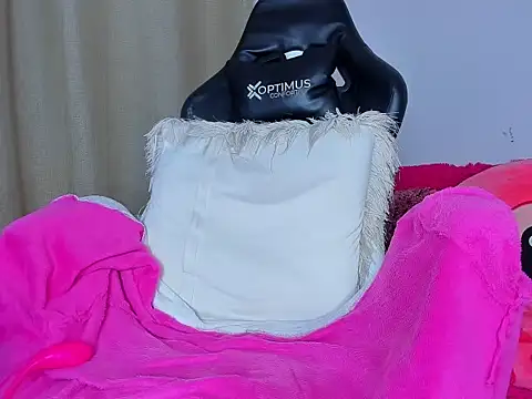 Laurita  Os online show from March 22, 2025, 9:13 am