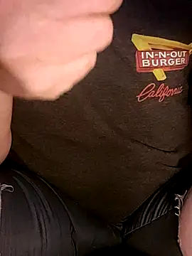 Snapshot of almighty_d chatting on February 26, 2025, 10:05 am almighty d online show from February 26, 2025, 10:05 am