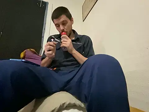 Snapshot of almighty_d chatting on November 12, 2025, 5:44 am almighty d online show from November 12, 2025, 5:44 am