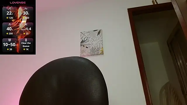 wolfandsky online show from November 18, 2025, 11:46 am