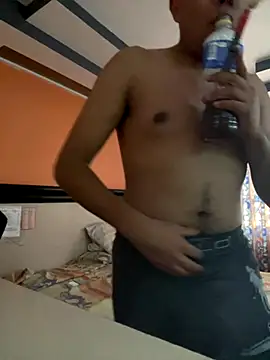 Snapshot of Blade_Ryder666 chatting on October 24, 2025, 11:15 pm Blade Ryder666 online show from October 24, 2025, 11:15 pm