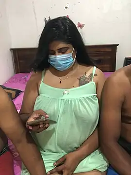 Snapshot of Lovely_WINDI chatting on April 5, 2026, 7:09 pm Lovely WINDI online show from April 5, 2026, 7:09 pm