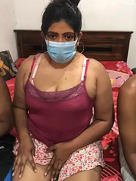 Snapshot of Lovely_WINDI chatting on March 10, 2026, 5:50 pm Lovely WINDI online show from March 10, 2026, 5:50 pm