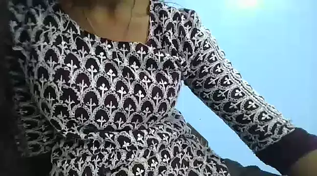 Leoni G online show from March 17, 2025, 12:46 pm