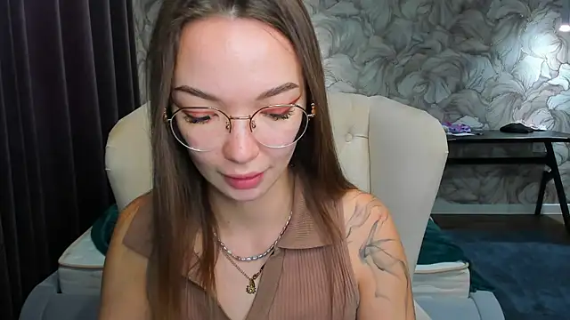 SusannJohnson online show from April 2, 2026, 12:51 am