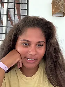 Snapshot of madell chatting on March 10, 2025, 8:28 am madell online show from March 10, 2025, 8:28 am