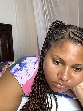 Snapshot of madell chatting on September 18, 2025, 2:36 am madell online show from September 18, 2025, 2:36 am