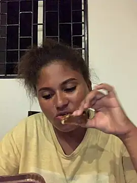 Snapshot of madell chatting on March 10, 2025, 5:29 pm madell online show from March 10, 2025, 5:29 pm