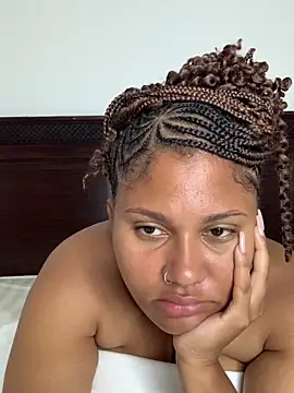 Snapshot of madell chatting on September 14, 2025, 2:34 am madell online show from September 14, 2025, 2:34 am