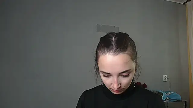 Eva Gloryy online show from October 12, 2025, 10:05 am