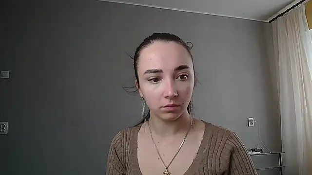 Eva Gloryy online show from March 12, 2025, 11:54 am