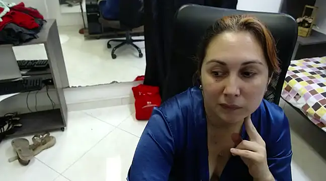 BRENDA LORENS online show from January 23, 2025, 2:50 pm