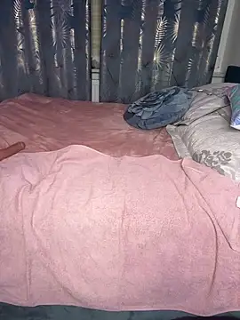 Snapshot of HotLivv69 chatting on January 25, 2025, 12:17 am HotLivv69 online show from January 25, 2025, 12:17 am