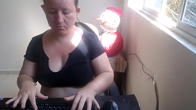 Snapshot of Yohis_Kiut25 chatting on December 18, 2025, 3:16 pm Yohis Kiut25 online show from December 18, 2025, 3:16 pm