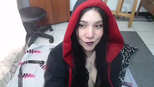 Snapshot of sharonnleon chatting on February 20, 2025, 4:36 pm sharonnleon online show from February 20, 2025, 4:36 pm