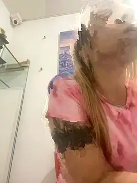 viktoria davis  online show from September 16, 2025, 12:33 am